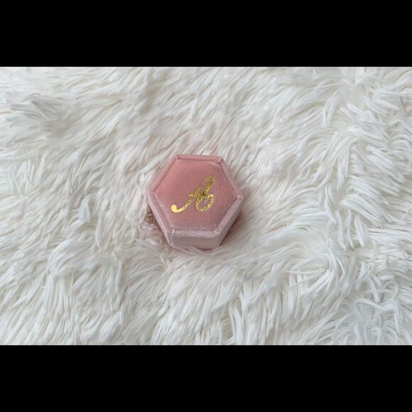 Velvet Hexagon Ring Box Ring Holder Pink Blush Double Slots Monogram A Wedding - Picture 2 of 3